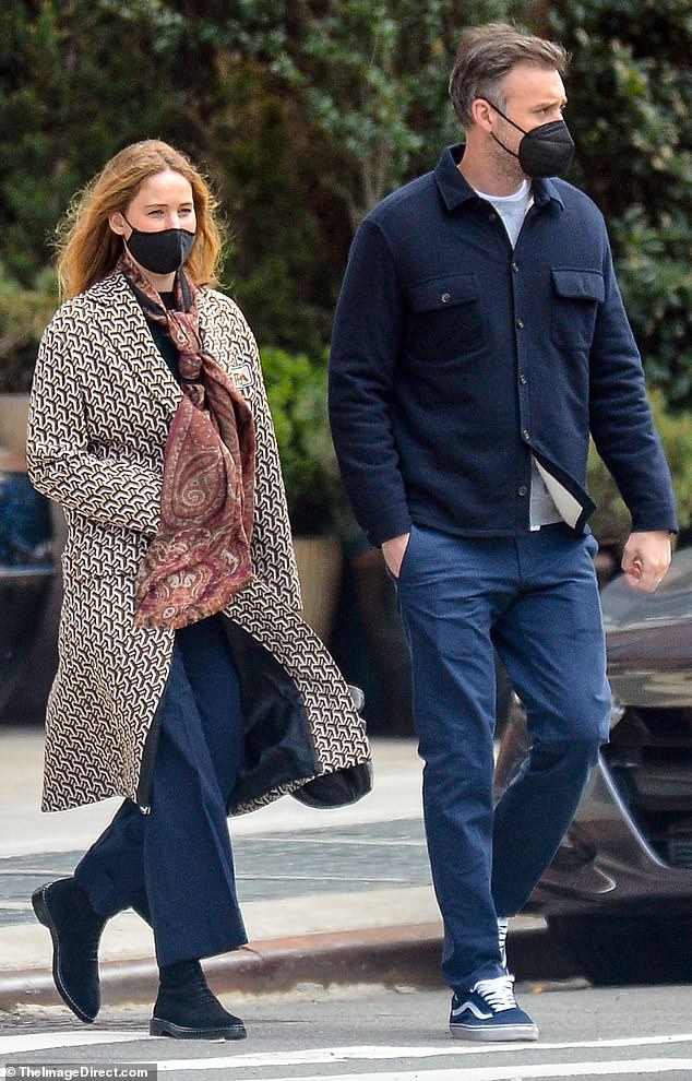 Jennifer Lawrence And Cooke Maroney: A Rare Public Appearance After Recent Baby News Jennifer Lawrence And Cooke Maroney: A Rare Public Appearance After Recent Baby News