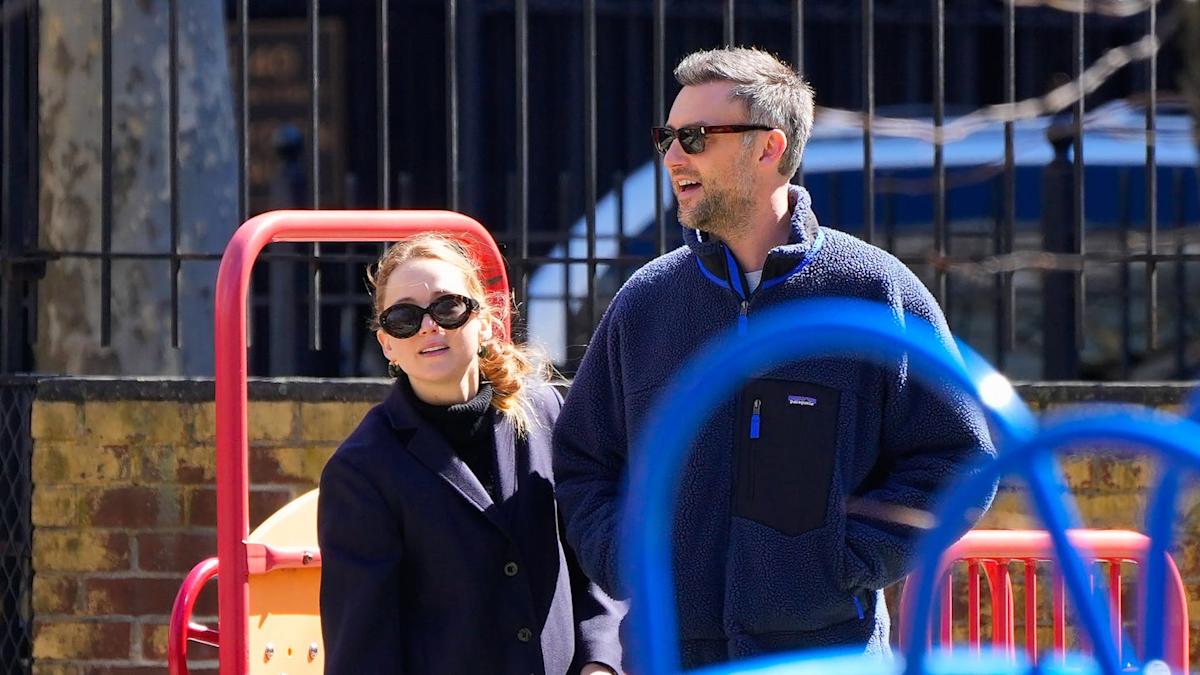 Jennifer Lawrence And Cooke Maroney: Recent Photos Surface Amidst Baby No. 2 Reports Jennifer Lawrence And Cooke Maroney: Recent Photos Surface Amidst Baby No. 2 Reports