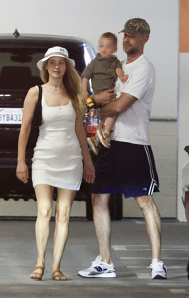 Jennifer Lawrence And Husband Cooke Maroney: Recent Sighting Fuels Baby No. 2 Rumors Jennifer Lawrence And Husband Cooke Maroney: Recent Sighting Fuels Baby No. 2 Rumors