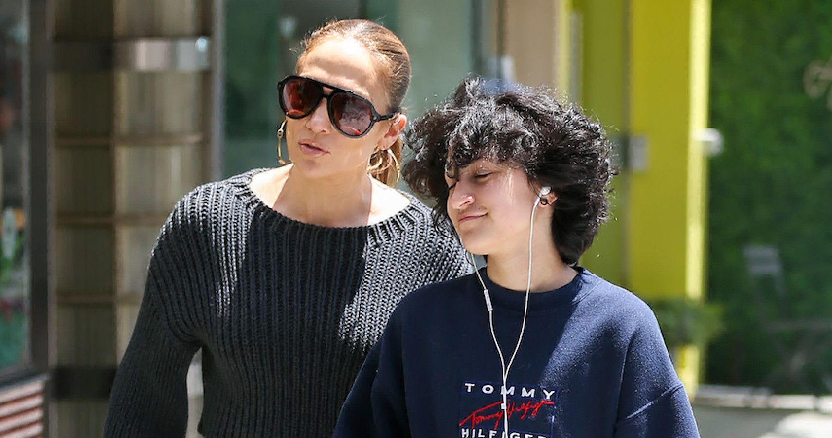 Jennifer Lopez's May Hosting Role At The American Music Awards: A Potential Confirmation Jennifer Lopez's May Hosting Role At The American Music Awards: A Potential Confirmation