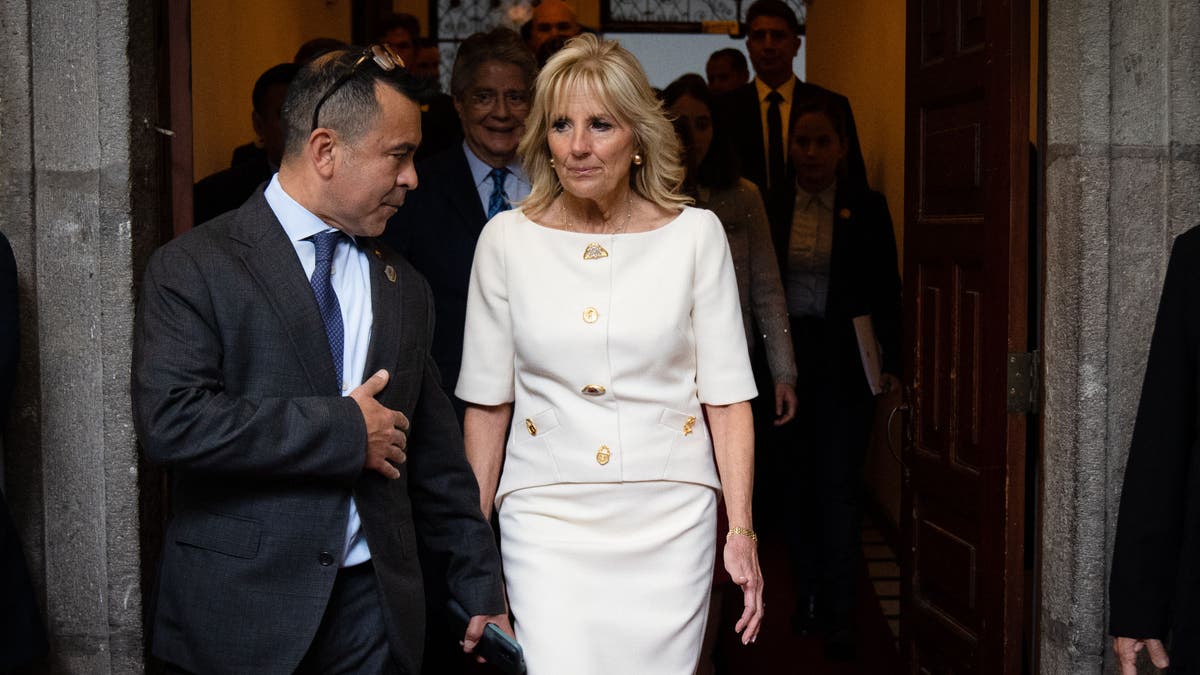 Jill Biden Aide's Advice: Distance From Politics Jill Biden Aide's Advice: Distance From Politics