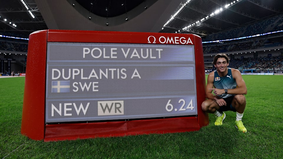 Johnson's Influence And Duplantis' Debut: A Diamond League Analysis Johnson's Influence And Duplantis' Debut: A Diamond League Analysis