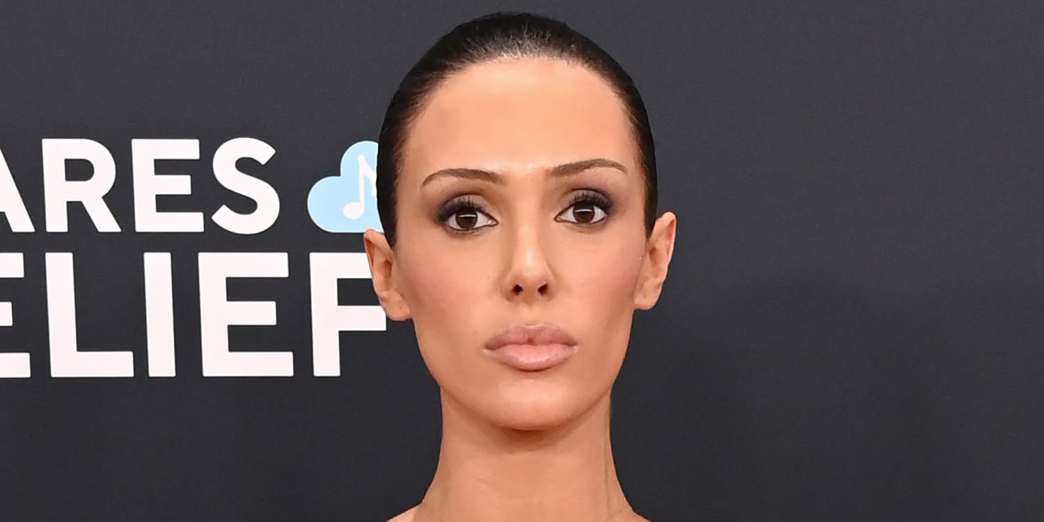 Julia Fox And Bianca Censori: A Style Comparison After Kanye West Split Julia Fox And Bianca Censori: A Style Comparison After Kanye West Split