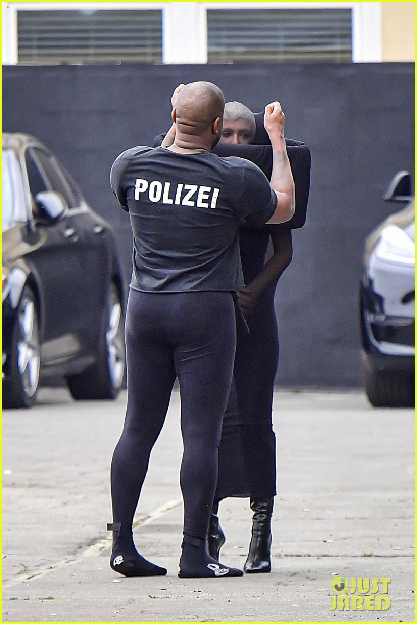 Kanye West And Bianca Censori: A New Chapter? Spotted With Look-Alike In LA Kanye West And Bianca Censori: A New Chapter? Spotted With Look-Alike In LA