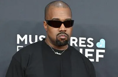 Kanye West: Μετά Το Παραλήρημα, Έρχεται Η Συγνώμη Για Τον Jay-Z Και Την Beyoncé; Kanye West: Μετά Το Παραλήρημα, Έρχεται Η Συγνώμη Για Τον Jay-Z Και Την Beyoncé;