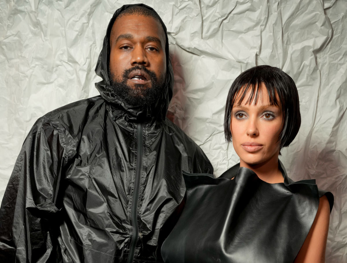 Kanye West's Wife Bianca Censori In A Bra And Thong Kanye West's Wife Bianca Censori In A Bra And Thong