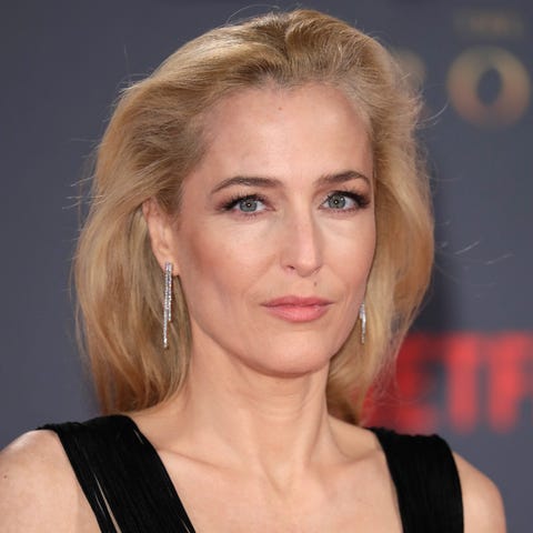 Kareena Kapoor And Gillian Anderson Discuss Aging:  Honest Talk About Beauty And Cosmetic Surgery