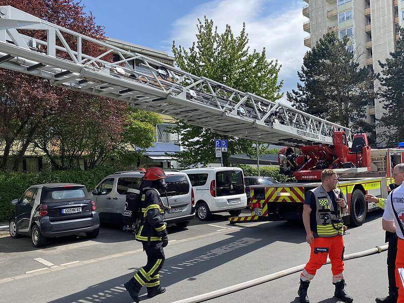 Keine Verletzten: Großalarm An Braunschweiger Schule – Gebäude Geräumt Keine Verletzten: Großalarm An Braunschweiger Schule – Gebäude Geräumt