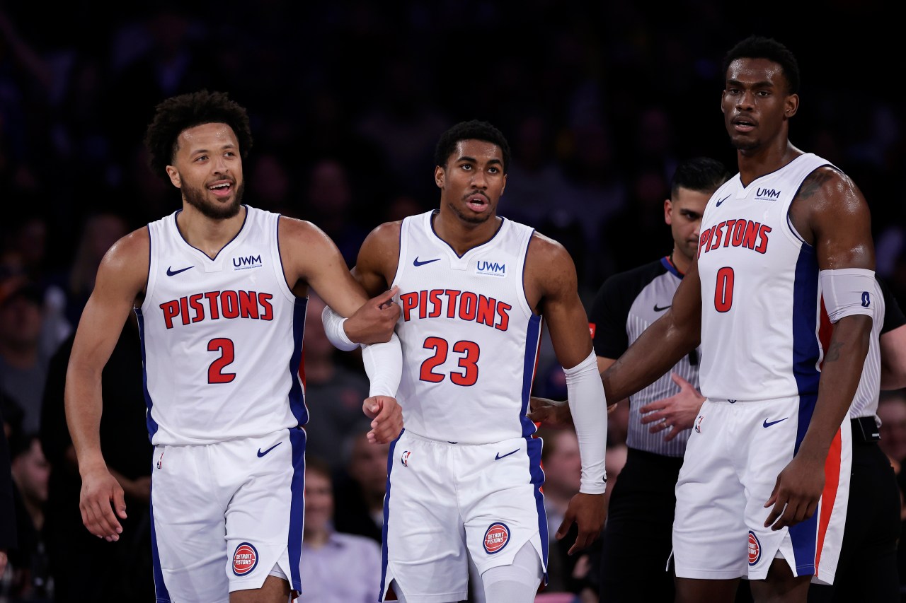 Knicks Win Over Pistons: NBA Refs Admit To Missed Foul Knicks Win Over Pistons: NBA Refs Admit To Missed Foul
