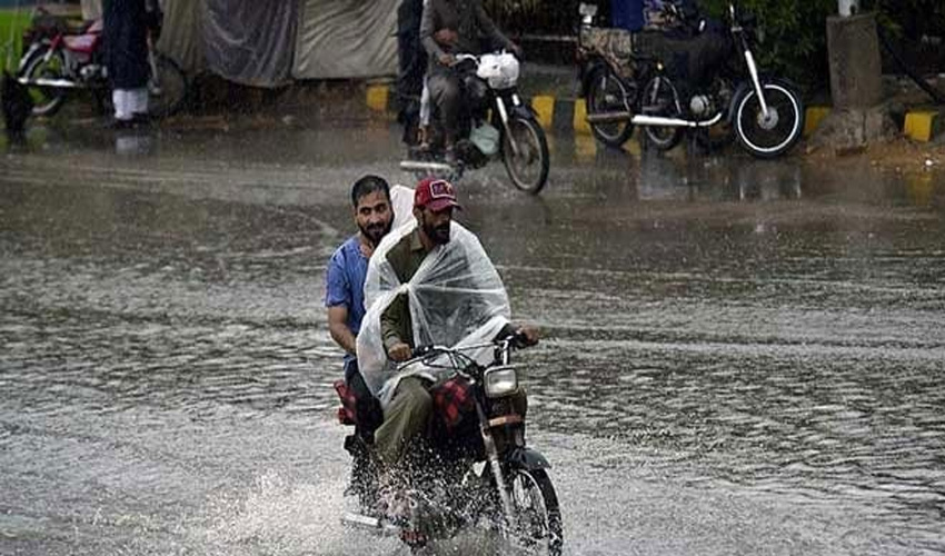 Kolkata Weather Alert: MeT Department Predicts Thunderstorms Kolkata Weather Alert: MeT Department Predicts Thunderstorms
