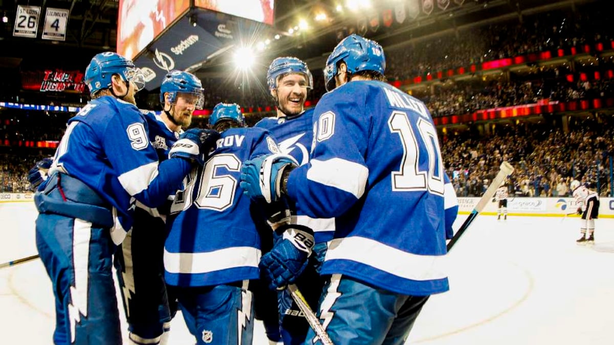 Kucherov And Lightning Dominate Oilers In 4-1 Victory Kucherov And Lightning Dominate Oilers In 4-1 Victory