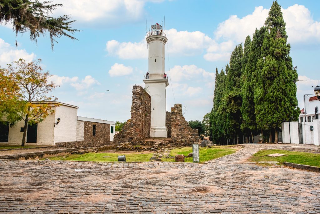 La Semana De Turismo En Uruguay: Más Allá De La Religión. La Semana De Turismo En Uruguay: Más Allá De La Religión.