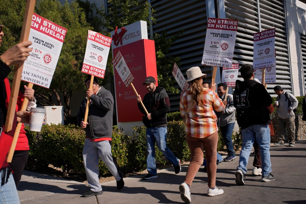 Las Vegas Casino Labor Disputes: Executive Insights Las Vegas Casino Labor Disputes: Executive Insights