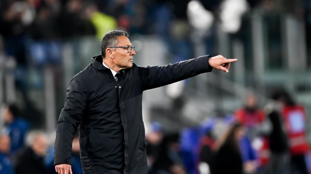 Late Drama As Lazio And 10-Man Juventus Share Points Late Drama As Lazio And 10-Man Juventus Share Points