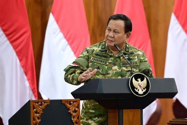Lindungi Warga Pesisir: DPR Usul Pembangunan Tembok Laut Raksasa