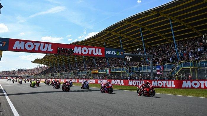 Link Nonton Live Streaming Race Sprint MotoGP Inggris Pukul 20.00 WIB Link Nonton Live Streaming Race Sprint MotoGP Inggris Pukul 20.00 WIB