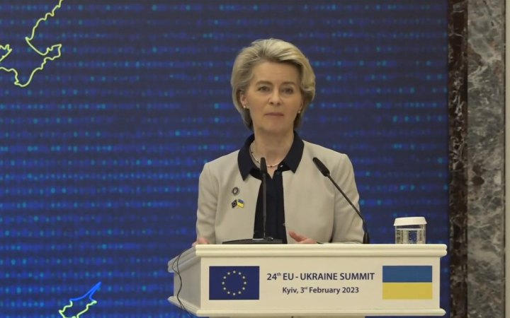Лінсі Грем Закликає До Санкцій Проти Росії: Зупинити Вогонь Або Зіткнутися З Наслідками Лінсі Грем Закликає До Санкцій Проти Росії: Зупинити Вогонь Або Зіткнутися З Наслідками