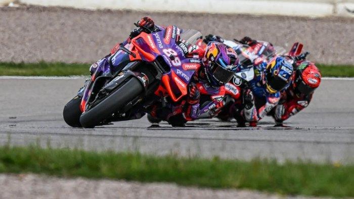 Live Streaming MotoGP Inggris 2025 Sprint Race: Nonton Online Pukul 20.00 WIB Live Streaming MotoGP Inggris 2025 Sprint Race: Nonton Online Pukul 20.00 WIB