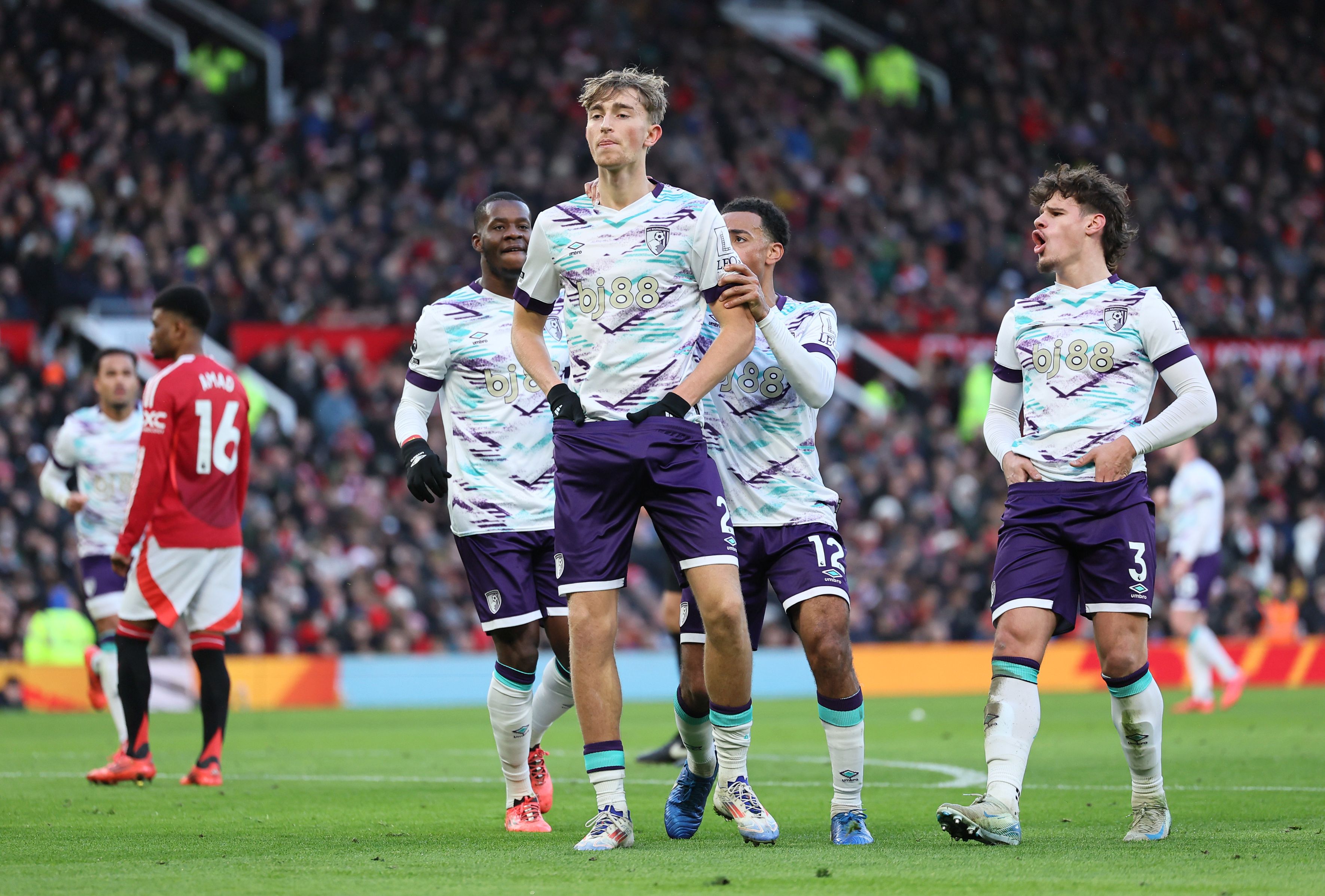 Liverpool Transfer Links: Focus On Bournemouth's Huijsen Liverpool Transfer Links: Focus On Bournemouth's Huijsen