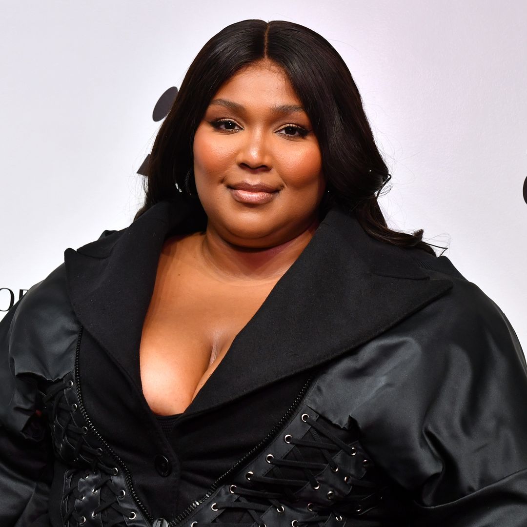 Lizzo's Fitness Journey: Her Trainer's Powerful Defense Lizzo's Fitness Journey: Her Trainer's Powerful Defense