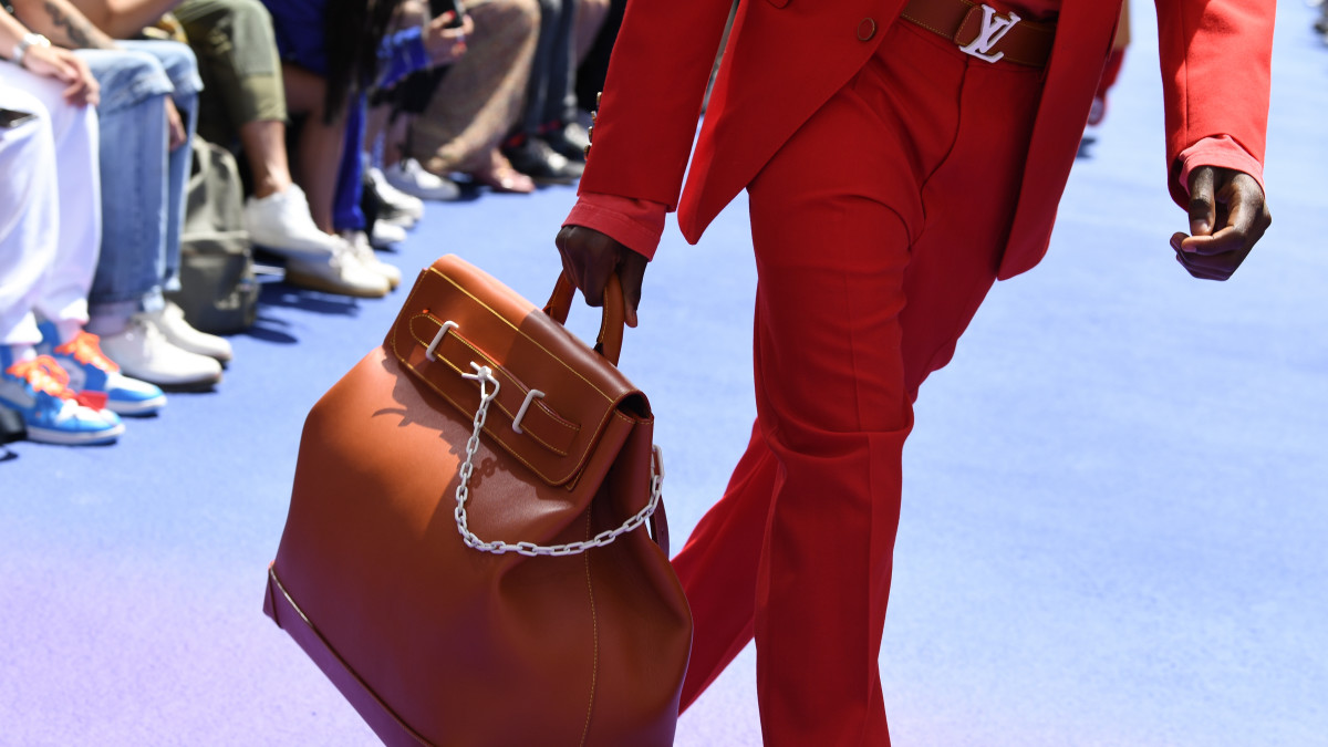 LVMH First Quarter Sales Below Forecast: Shares Down 8.2% LVMH First Quarter Sales Below Forecast: Shares Down 8.2%