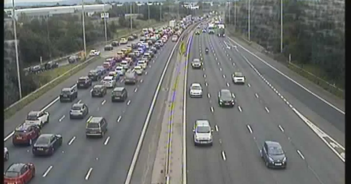 M6 Southbound Traffic: 60-Minute Delays After Crash M6 Southbound Traffic: 60-Minute Delays After Crash