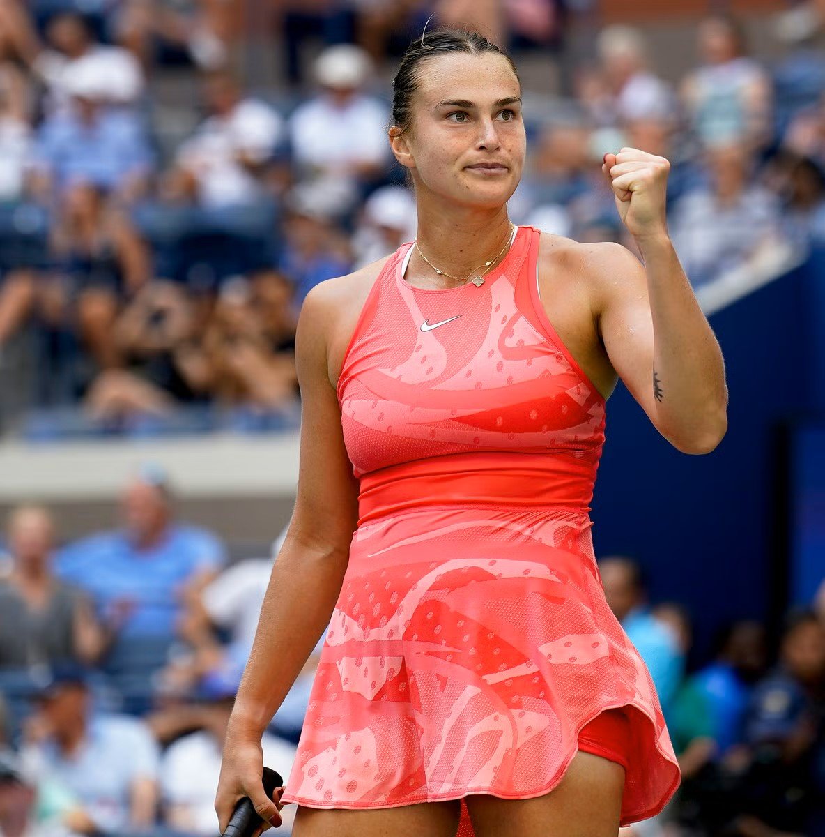 Madrid Open: Sabalenka Triumphs Over Mertens Madrid Open: Sabalenka Triumphs Over Mertens