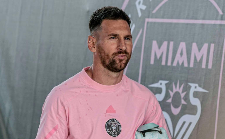 Manchester City Eyeing Arsenal Legend To Succeed Guardiola: Report Details Manchester City Eyeing Arsenal Legend To Succeed Guardiola: Report Details