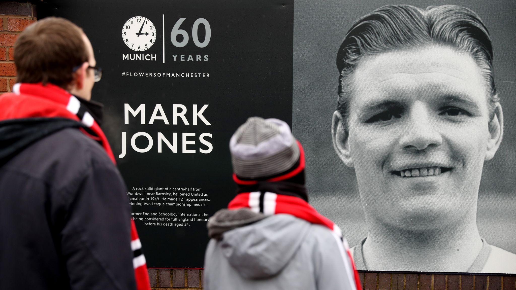 Manchester United Community Mourns With Poppy's Family Manchester United Community Mourns With Poppy's Family