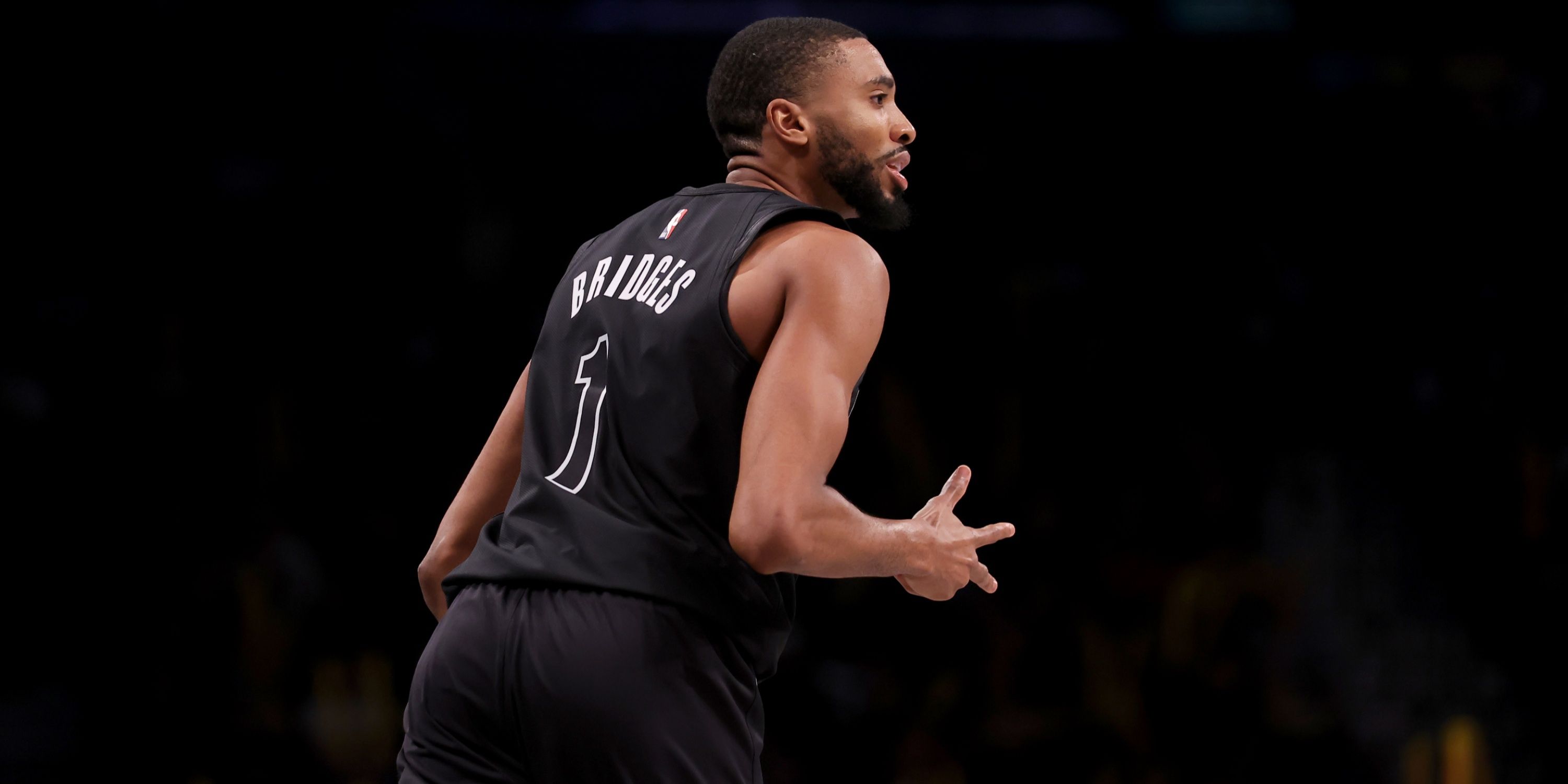 Mike Breen's Commentary Sparks Discussion On Mikal Bridges' Minutes Mike Breen's Commentary Sparks Discussion On Mikal Bridges' Minutes