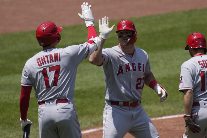 Mike Trout's Two HRs Can't Prevent Angels Defeat Against Giants Mike Trout's Two HRs Can't Prevent Angels Defeat Against Giants