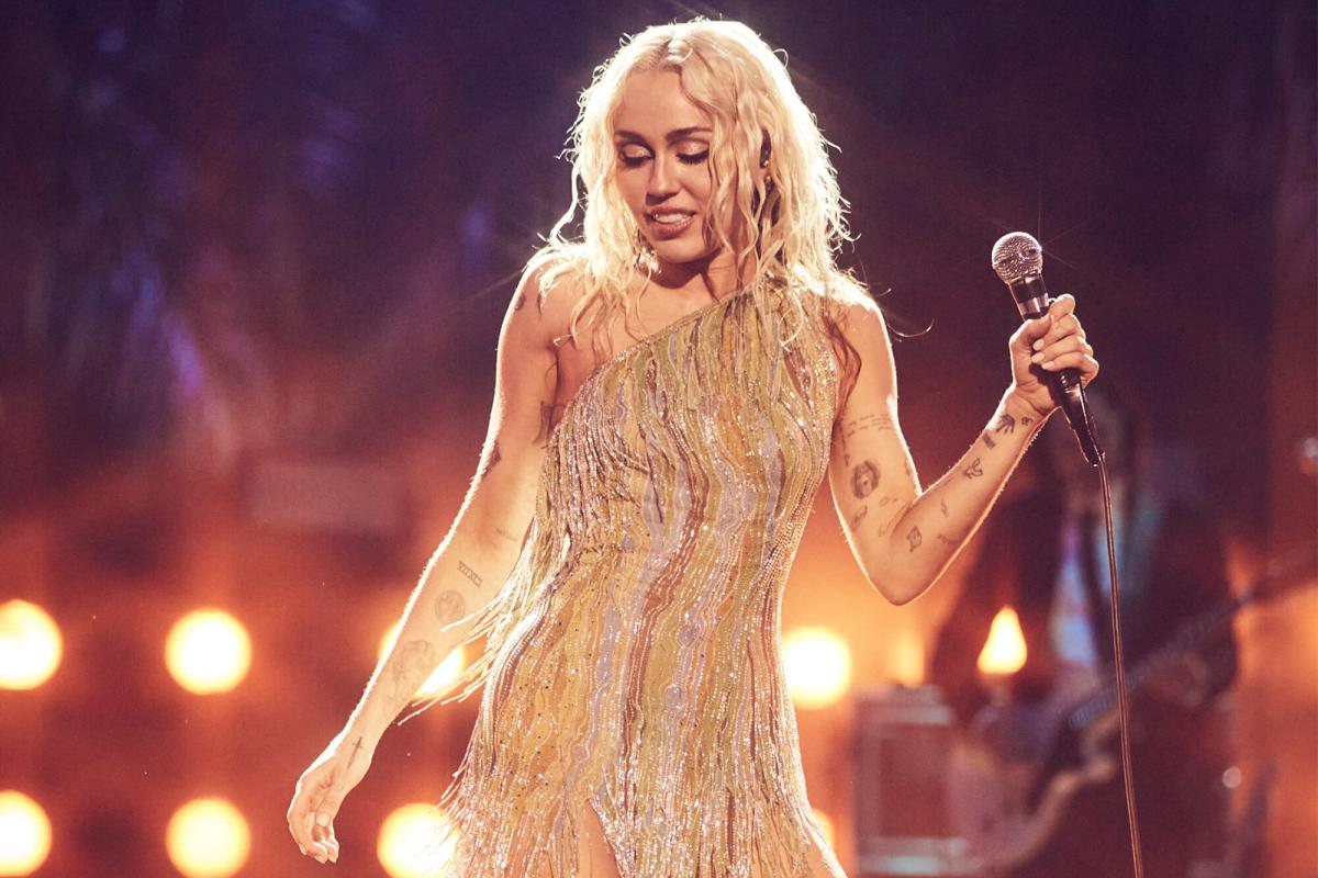 Miley Cyrus: Miley Cyrus: