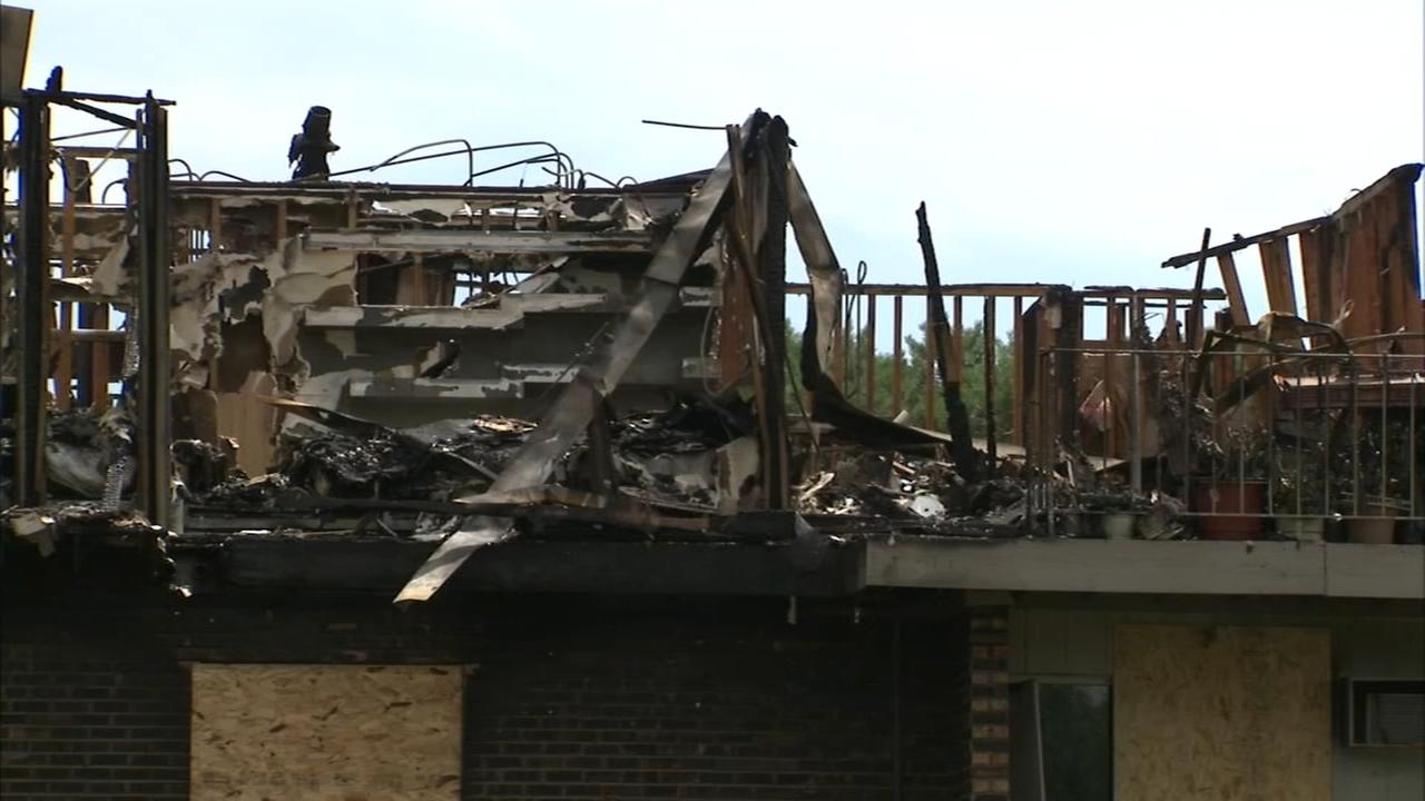 Milwaukee Apartment Fire: 4 Dead, Hundreds Displaced Milwaukee Apartment Fire: 4 Dead, Hundreds Displaced