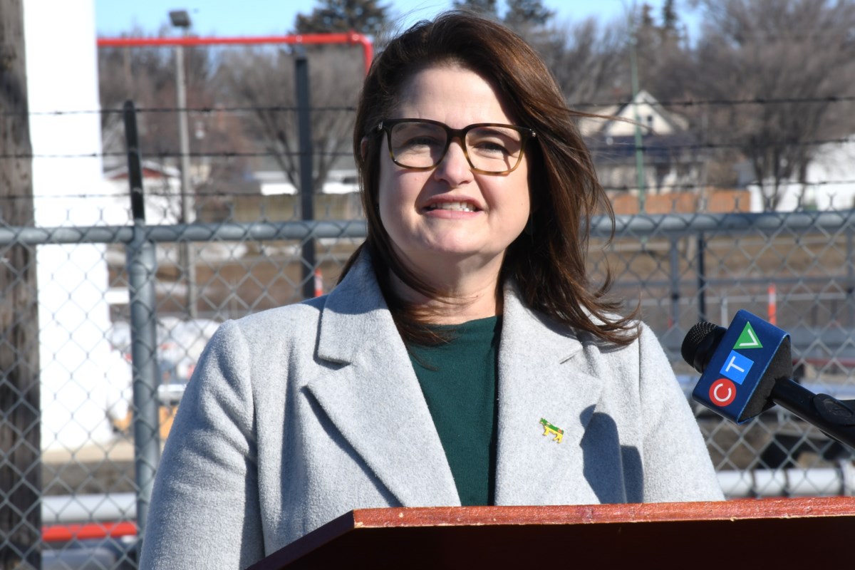 Moose Jaw's Tariff Strategy: Aimed At Boosting Canadian And American Trade Moose Jaw's Tariff Strategy: Aimed At Boosting Canadian And American Trade