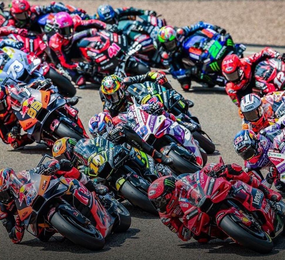 MotoGP Inggris: Simak Jadwal Lengkap Balapan Di Sirkuit Silverstone MotoGP Inggris: Simak Jadwal Lengkap Balapan Di Sirkuit Silverstone