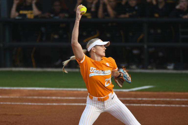 NCAA Softball: Karlyn Pickens Throws 78.2 Mph Fastball, Shattering Records NCAA Softball: Karlyn Pickens Throws 78.2 Mph Fastball, Shattering Records