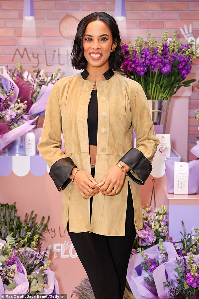New Hairstyle: Rochelle Humes At Roksanda's London Fashion Week Show New Hairstyle: Rochelle Humes At Roksanda's London Fashion Week Show