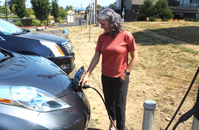 New Pushback: Car Dealers Oppose Electric Vehicle Regulations New Pushback: Car Dealers Oppose Electric Vehicle Regulations