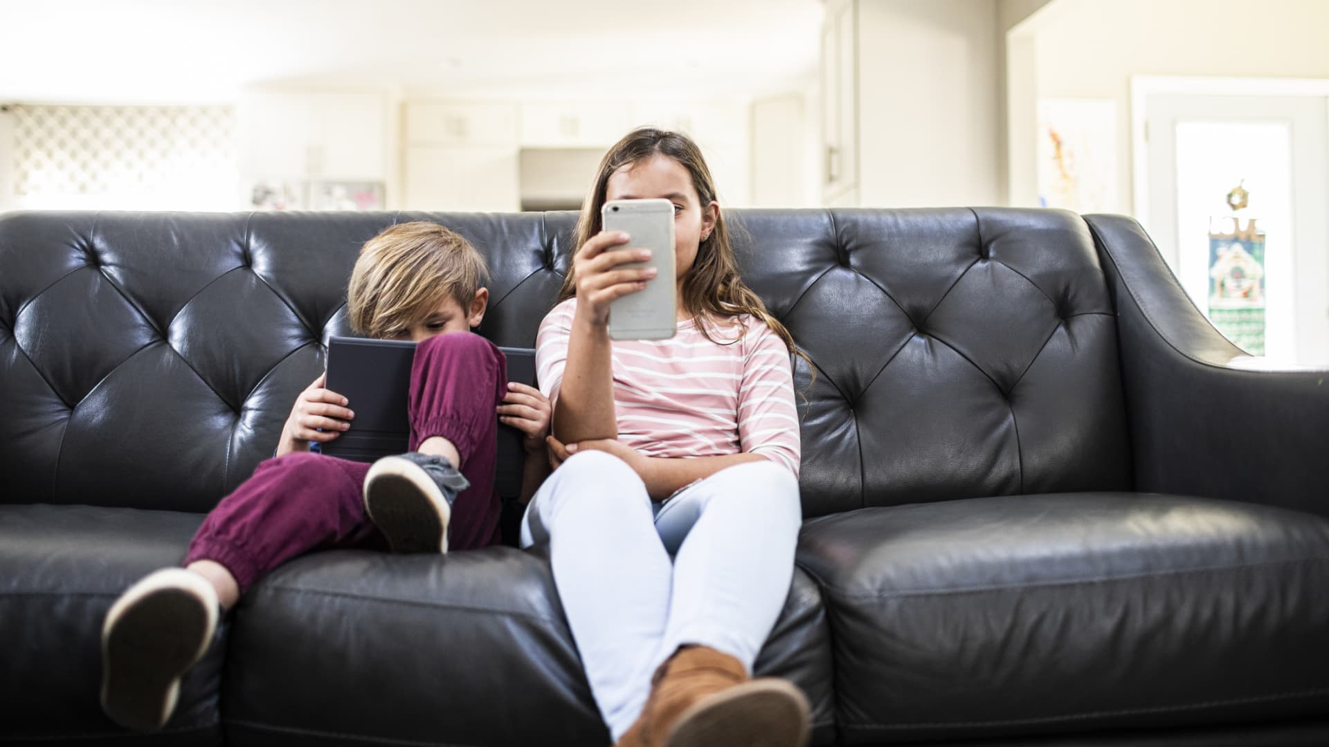 New Texas House Bill Targets Social Media Use By Minors New Texas House Bill Targets Social Media Use By Minors