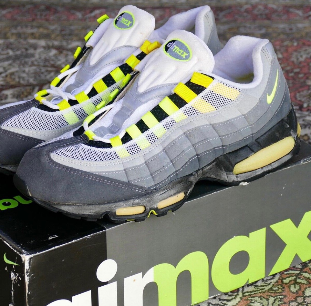 Nike Air Max 95 OG Big Bubble: Triple Black (HM8755-001) Vs Wolf Gray: Which Is Right For You? Nike Air Max 95 OG Big Bubble: Triple Black (HM8755-001) Vs Wolf Gray: Which Is Right For You?