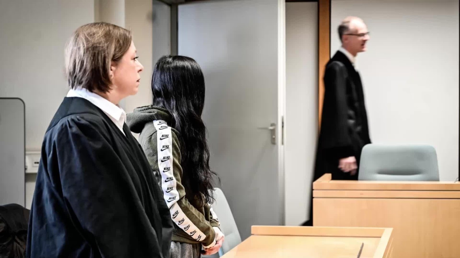 Nordrhein-Westfalen: Uni-Notenmanipulation – Gefängnisstrafen Für Angeklagte Nordrhein-Westfalen: Uni-Notenmanipulation – Gefängnisstrafen Für Angeklagte