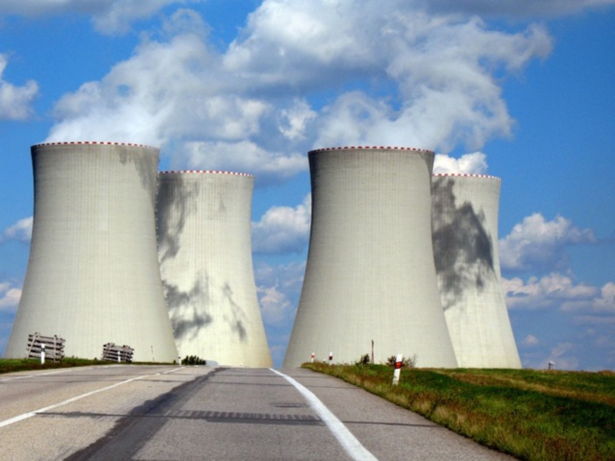 Nuclear Power Plant Construction: Trump's Team Weighs Accelerated Timeline