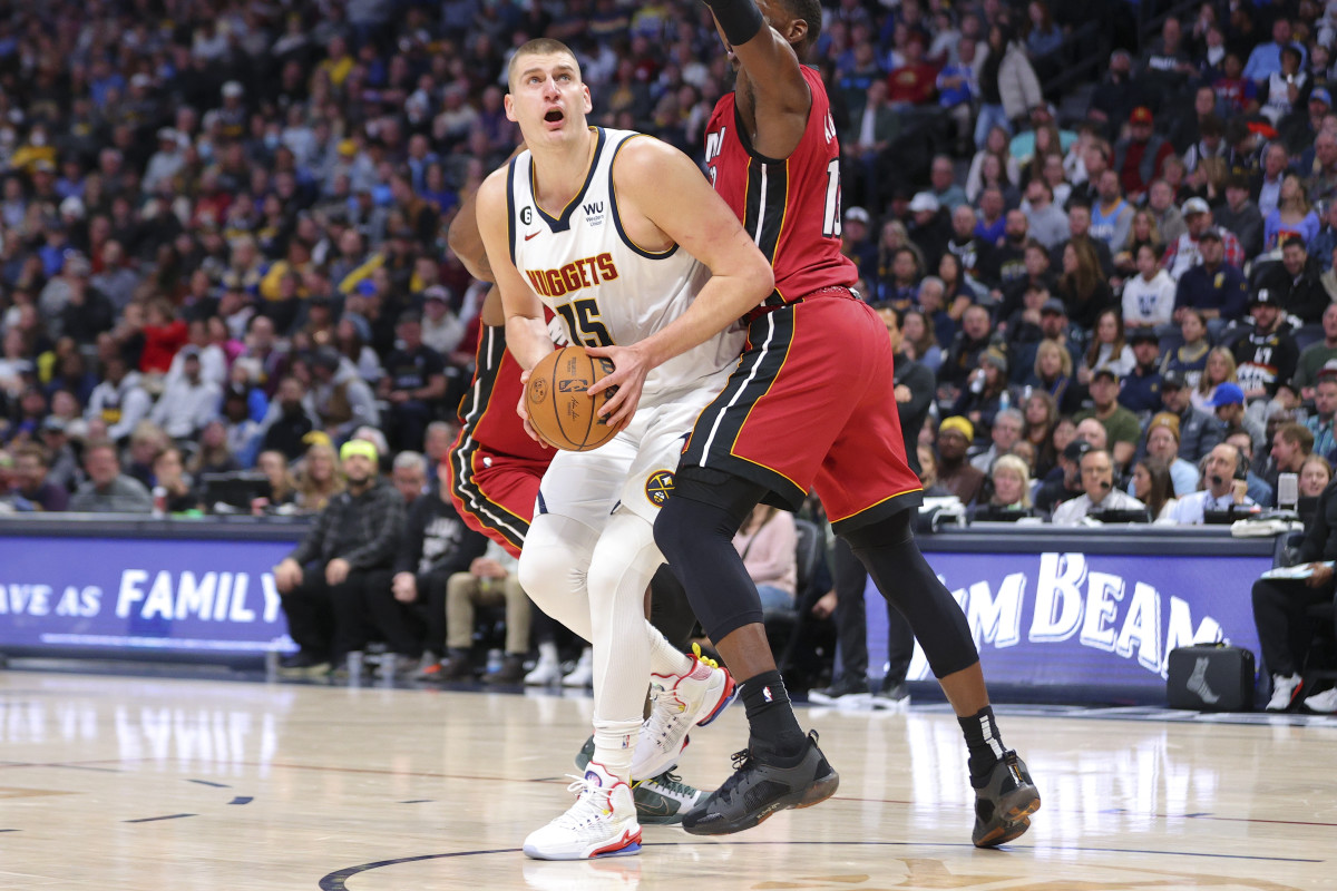 Nuggets' Westbrook Leads Jokic's Birthday Tribute Nuggets' Westbrook Leads Jokic's Birthday Tribute