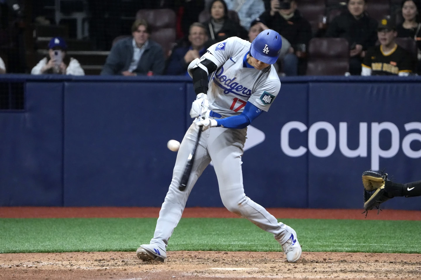 Ohtani's 6-Run 9th: Dodgers Stage Incredible Comeback Win Ohtani's 6-Run 9th: Dodgers Stage Incredible Comeback Win
