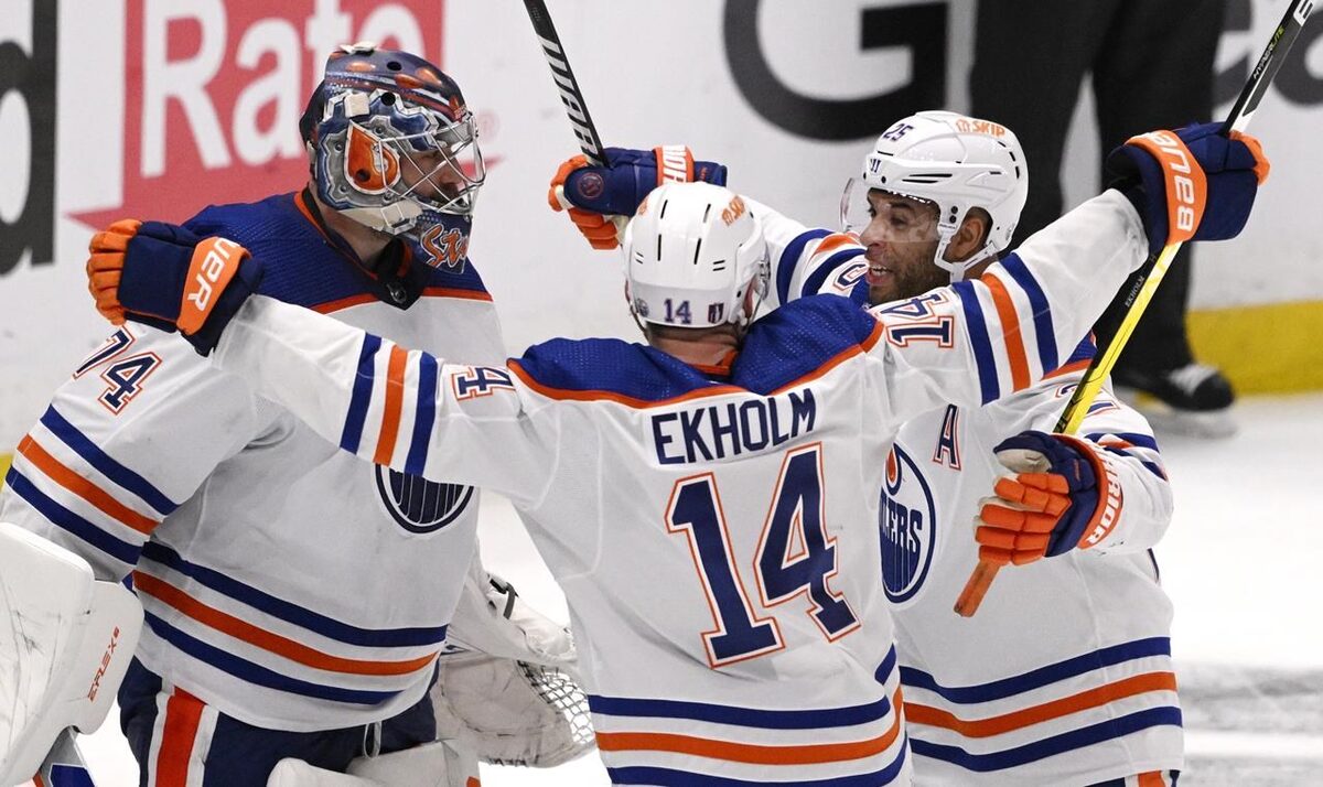 Oilers Beat Kings In Overtime, Tie Western Conference Series Oilers Beat Kings In Overtime, Tie Western Conference Series