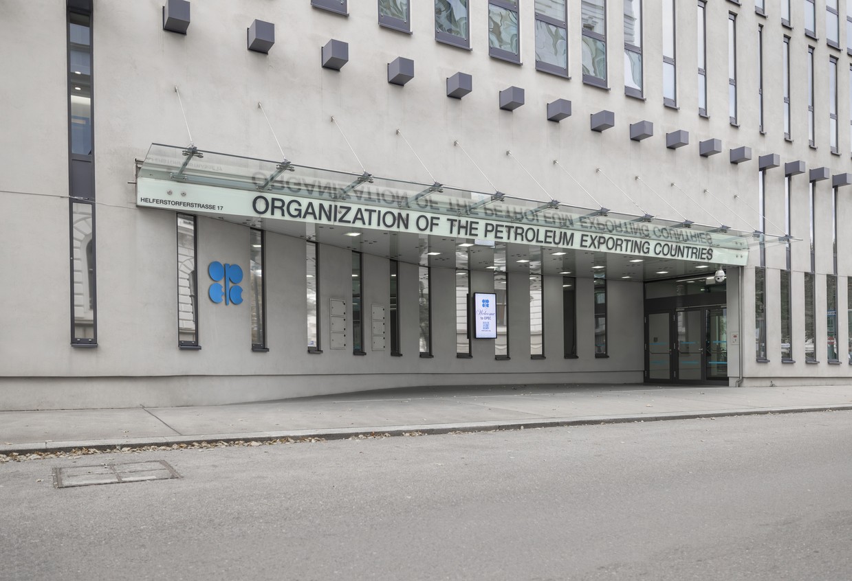 OPEC+ Meeting: Crucial Oil Production Quota Deliberations OPEC+ Meeting: Crucial Oil Production Quota Deliberations