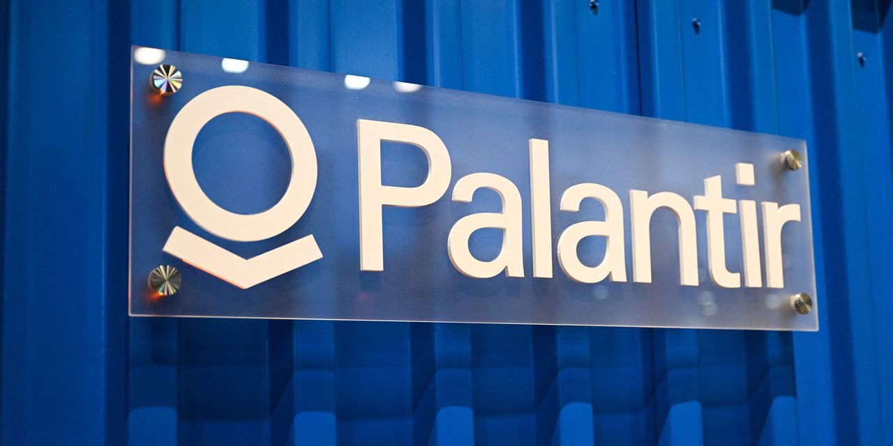 Palantir's High Valuation: Understanding The Risks And Rewards Palantir's High Valuation: Understanding The Risks And Rewards