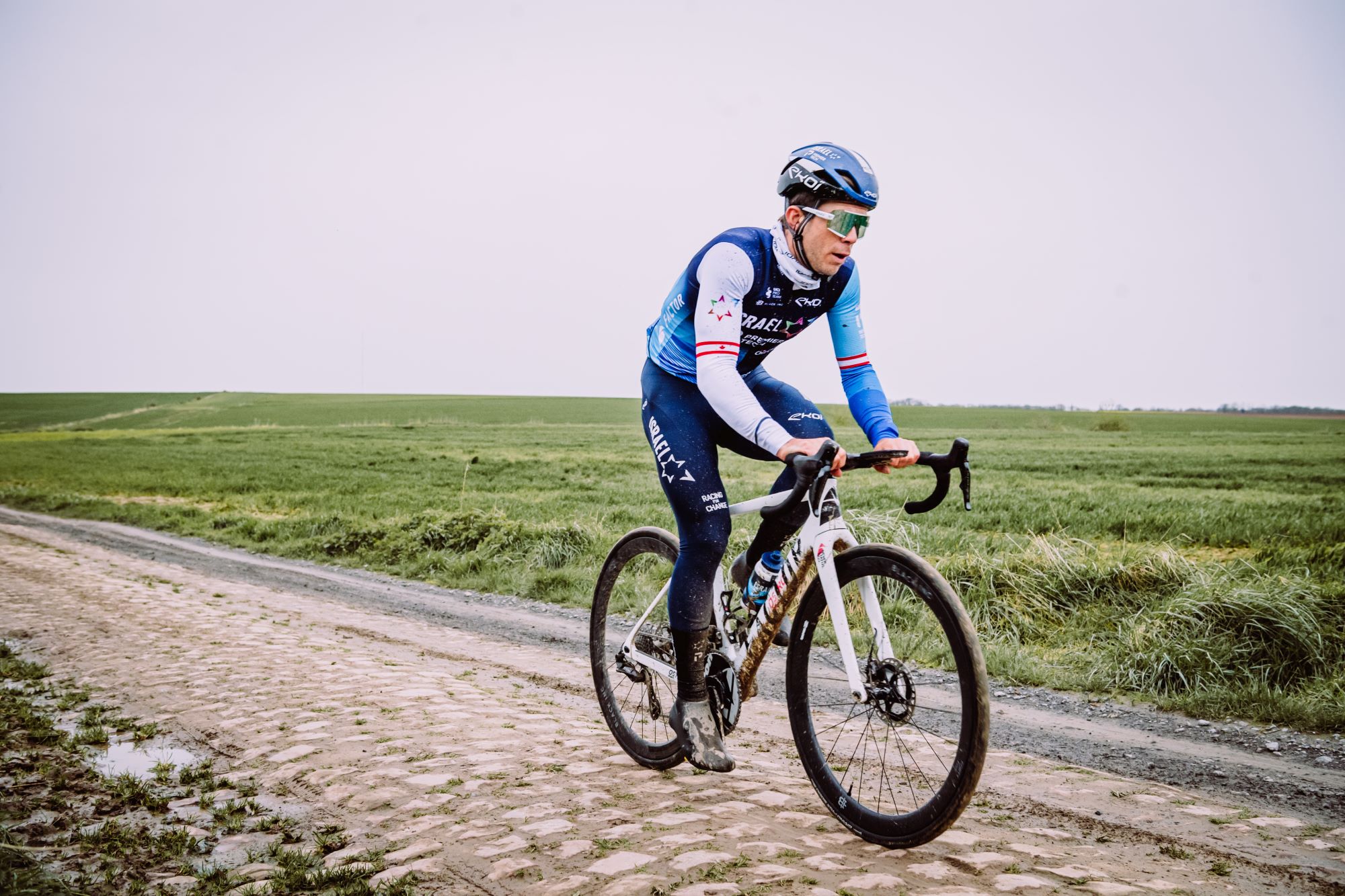 Paris-Roubaix 2025: The Best Gravel Tech And Tire Innovations Paris-Roubaix 2025: The Best Gravel Tech And Tire Innovations