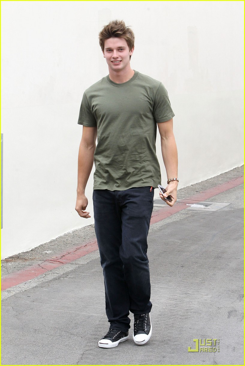 Patrick Schwarzenegger Opens Up About Losing The Superman Role To David Corenswet Patrick Schwarzenegger Opens Up About Losing The Superman Role To David Corenswet
