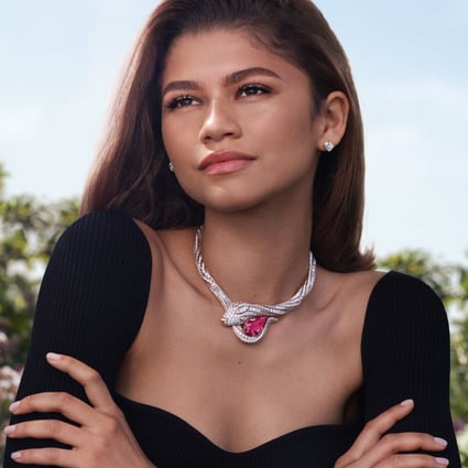 Paws & Love: Tom Holland's Sweet Euphoria Set Visit To Zendaya Paws & Love: Tom Holland's Sweet Euphoria Set Visit To Zendaya
